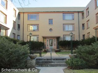 333 - *5th and Linden Building*, Wilmette, IL 60091