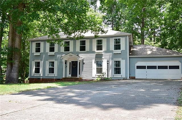 1st image of 2601 Willowdale Ln #48