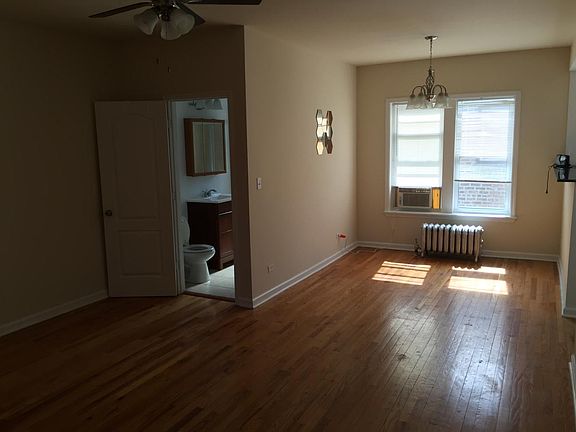 2nd image of 1423 W North Shore Ave #1