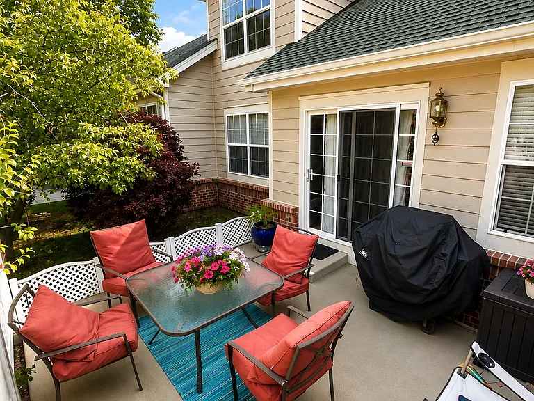 12561 E Harvard Cir — Photo 21