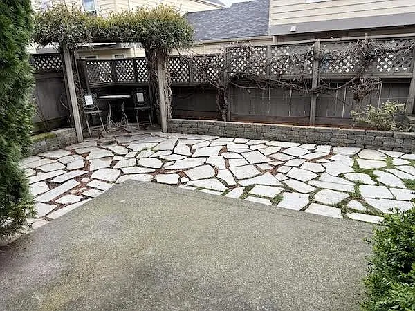 2221 Dollarhide Way — Photo 8