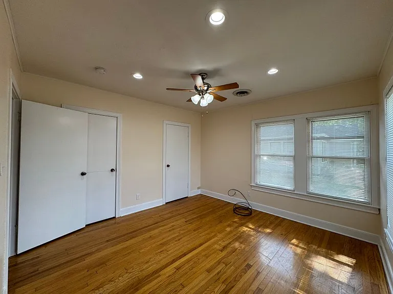 102 E Park Ave — Photo 10