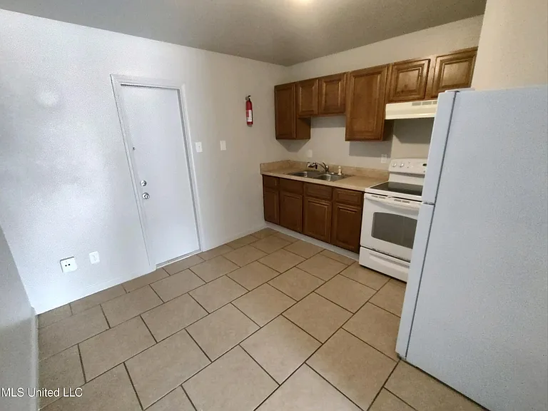 3907 Branch St #1-8 — Photo 6