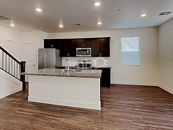 5th image of 328 Palazza Reserve Pl