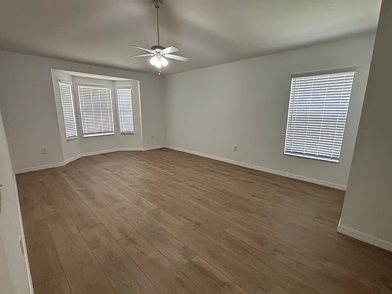 15820 Cedar Elm Ter — Photo 27