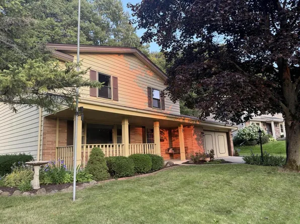 4890 Sussex LANE, Greendale, WI 53129