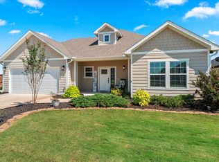 102 Wesson St, Mabank, TX 75156