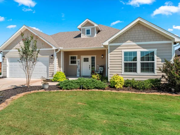 102 Wesson St, Mabank, TX 75156