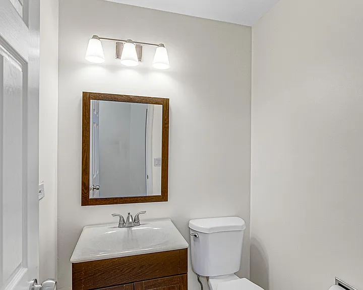 2588 Dickens Ct — Photo 11