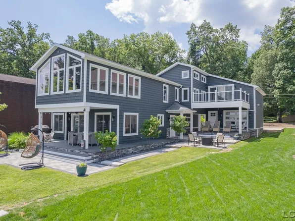 8210 Clarks Cv, Addison, MI 49220