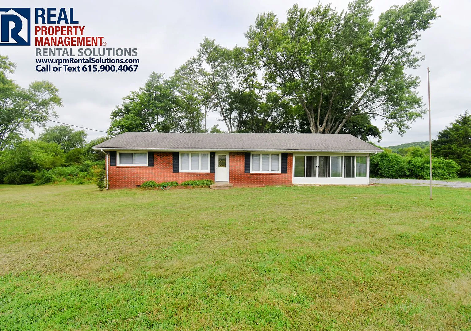 Adorable 3 bd 1.5 ba home in Arrington! Washer/Dryer included! — Photo 1