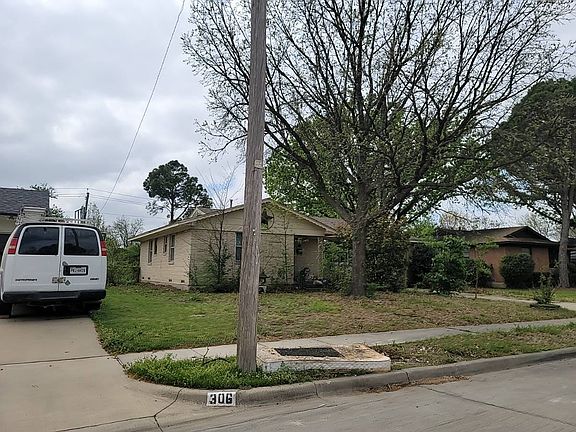 3rd image of 310 W Celeste Dr