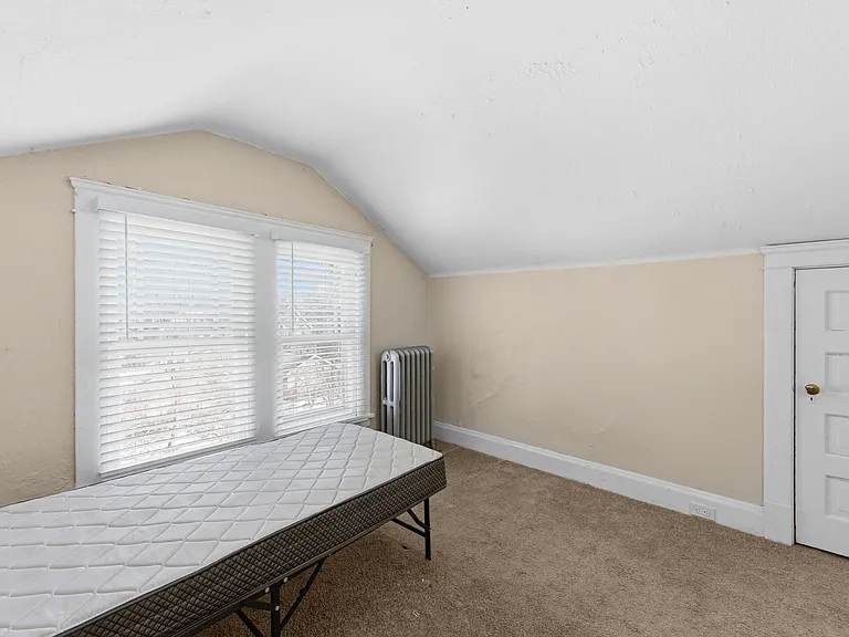11115 Wade Park Ave — Photo 30