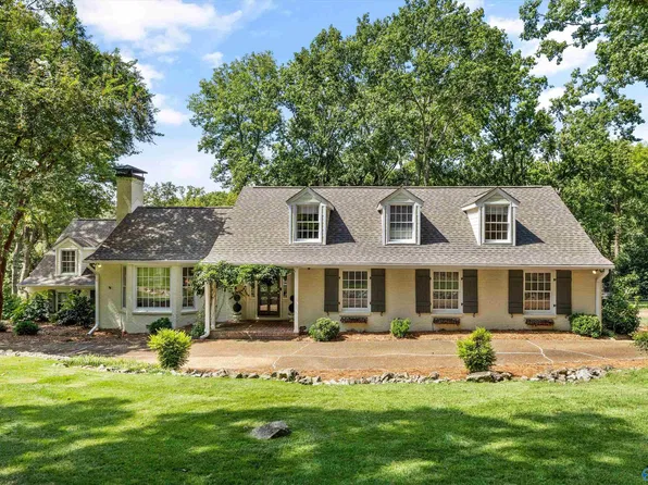 1808 Fairmont Rd SE, Huntsville, AL 35801