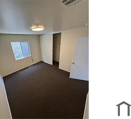 9004 S San Pedro St — Photo 11