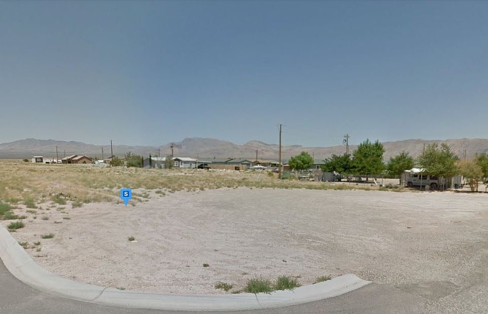 2nd image of 2837 E Sierra Vista Dr