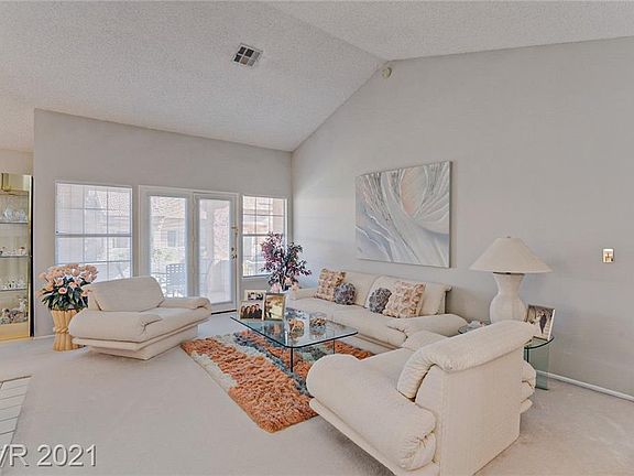 3rd image of 2684 Dulcinea Dr