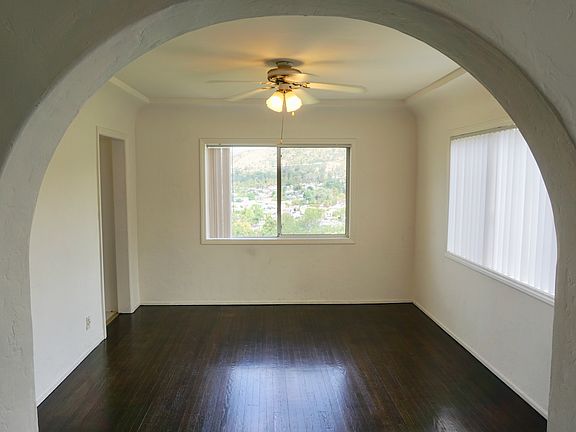 4th image of 1345 Linda Rosa Ave