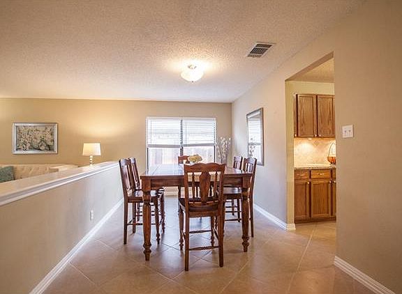 5th image of 1107 Jolie Ln