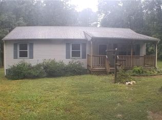 9502 Colemans Lake Rd, Ford, VA 23850