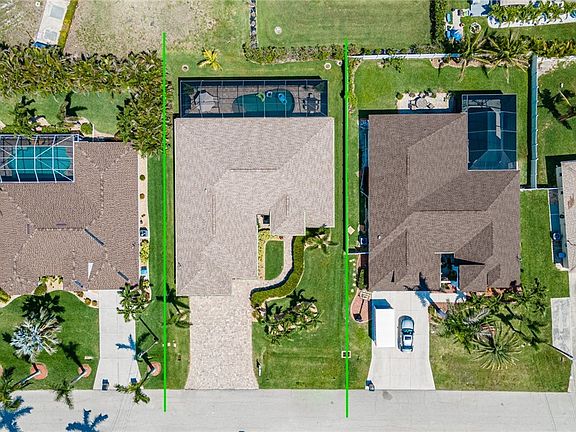 2nd image of 2569 SW 27th St