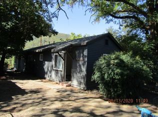 220 2nd Ave UNIT B, Gold Hill, OR 97525
