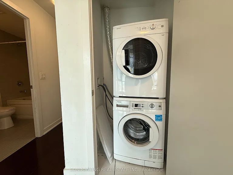 30 Nelson St #1504 — Photo 11