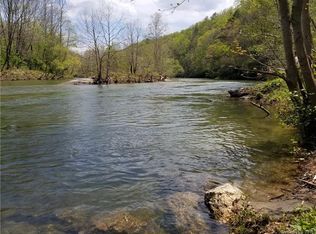 549 Woody Rd, Green Mountain, NC 28740