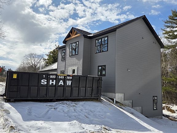 2nd image of 180 Petersham Rd