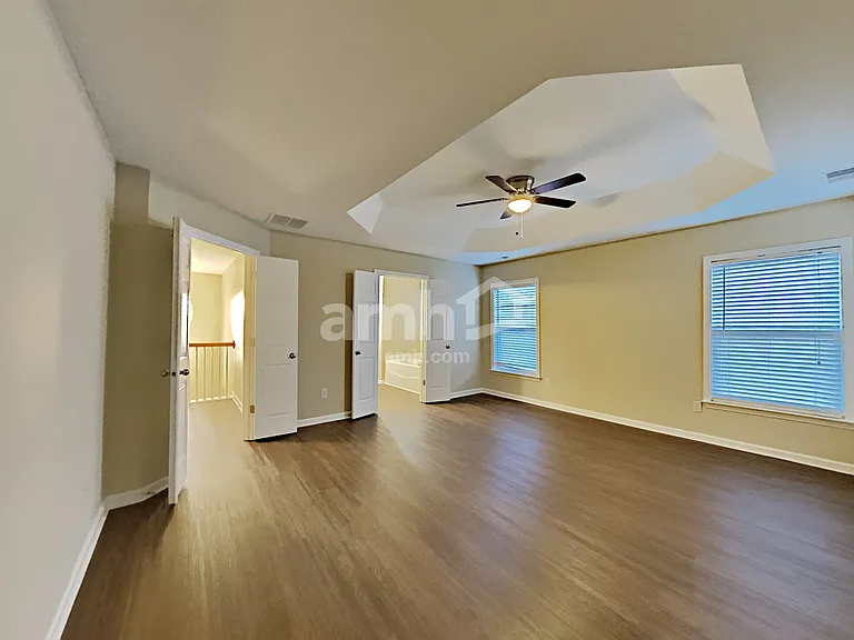 308 Springs Xing — Photo 13
