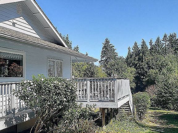 5th image of 17705 87th Ave SE