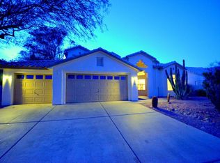 8321 N Westcliff Dr, Tucson, AZ 85743