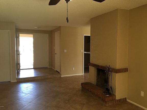 2nd image of 2615 E Desert Cove Ave