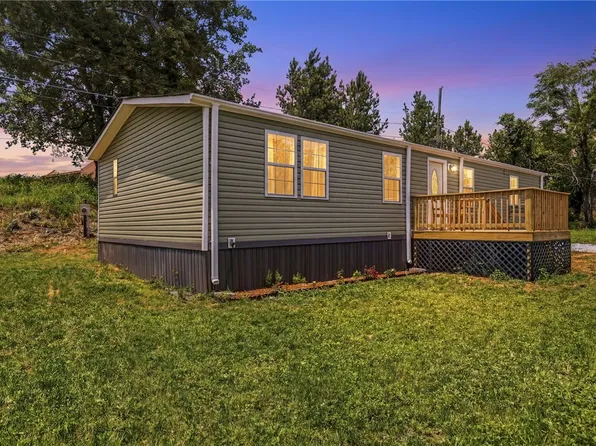 120 Crest Cir, Spartanburg, SC 29302
