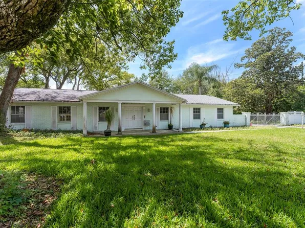 300 Monticello Dr, Altamonte Springs, FL 32701