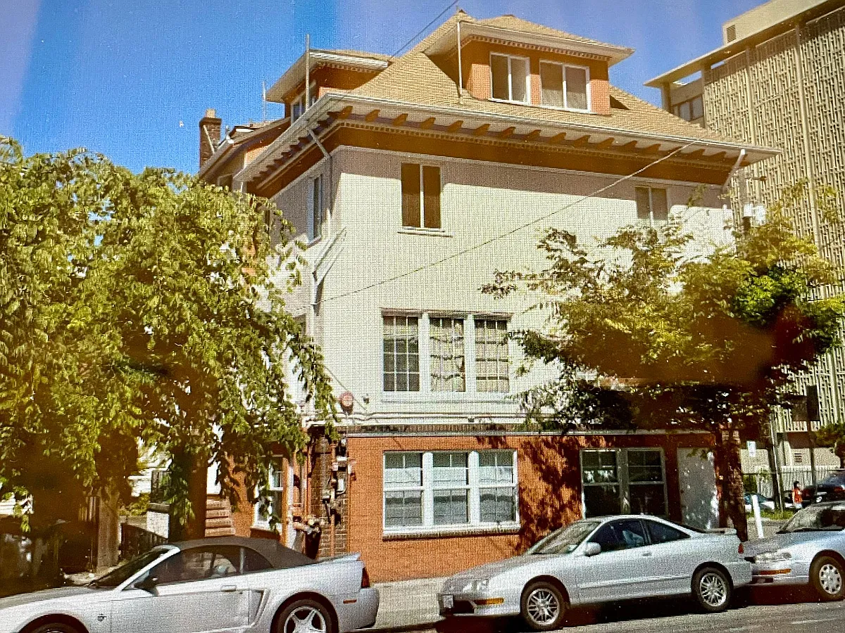 Building Photo - 2506 College Ave