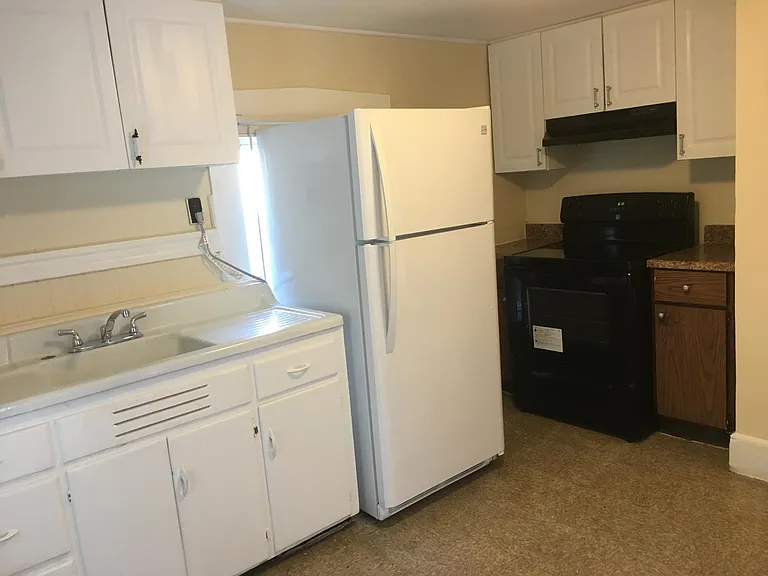 74 Berkshire St — Photo 3