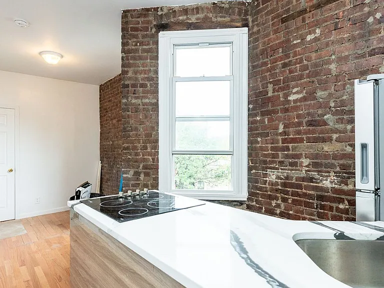 43 Cumberland St #1R — Photo 6