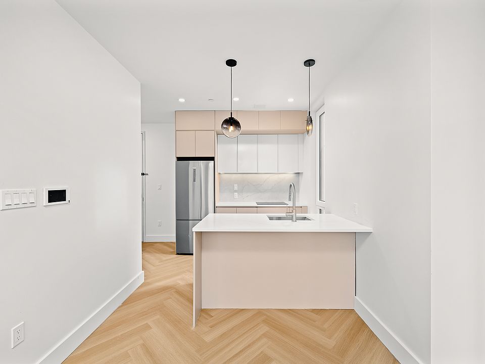 1st image of 34-16 38th St #1706