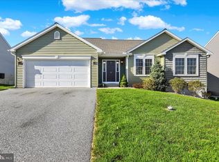 11 Clover Dr, Myerstown, PA 17067