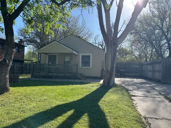 324 S McComas St, Wichita, KS 67213