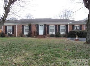 201 Longmeadow Cir, Pulaski, TN 38478
