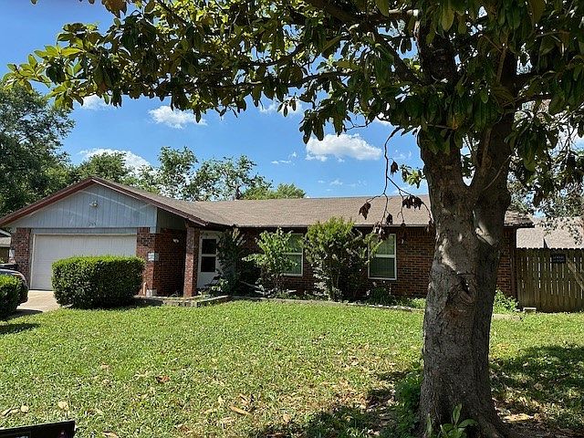 1st image of 2505 W Westridge Dr