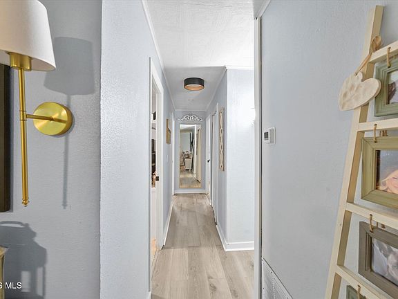 5th image of 5007 Brinthaven Rd