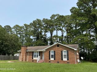 658 Circle Dr, Greenville, NC 27858