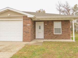 215 Rylee Cir UNIT C, Holts Summit, MO 65043