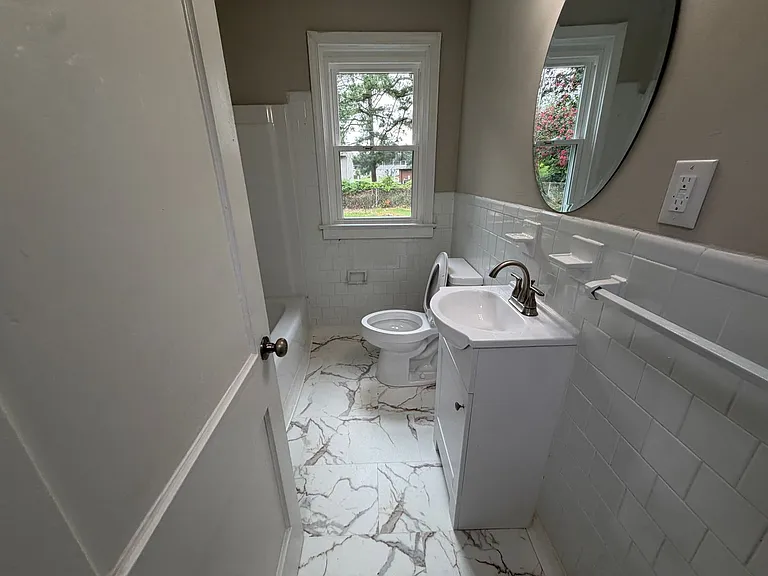 3912 Pinalto Dr — Photo 11