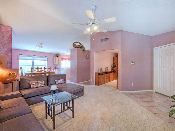 4th image of 2228 E Paraiso Dr