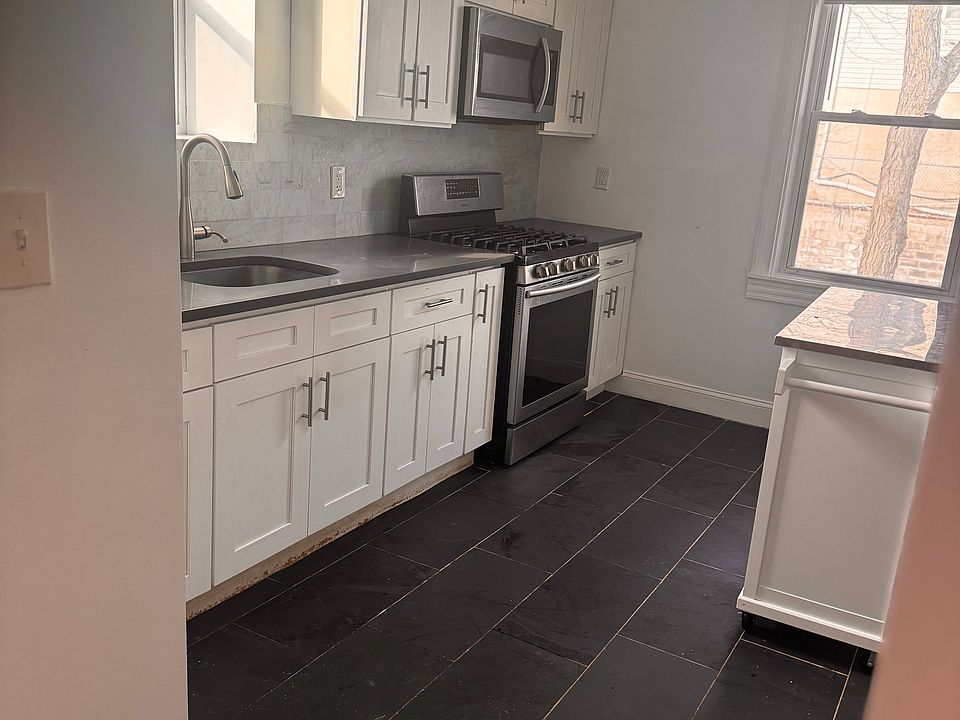 1st image of 159 Milford Ave Floor 2