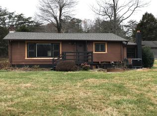 226 Easter Ridge Ln, Winchester, VA 22603